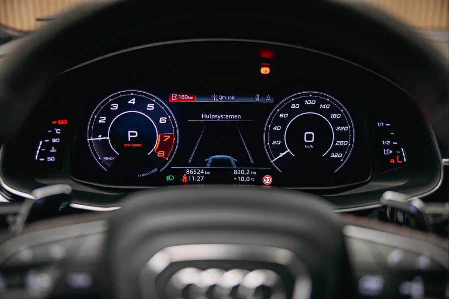 Audi RSQ8 4.0 TFSI quattro | B/ 3D | Carbon interieur en exterieur | Vossen | Rode Stiksels | Trekhaak |