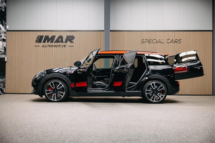 MINI Clubman 2.0 JCW ALL4 John Cooper Works | JCW | Rood dak | Sportstoelen | Stoelverwarming | Head-Up |