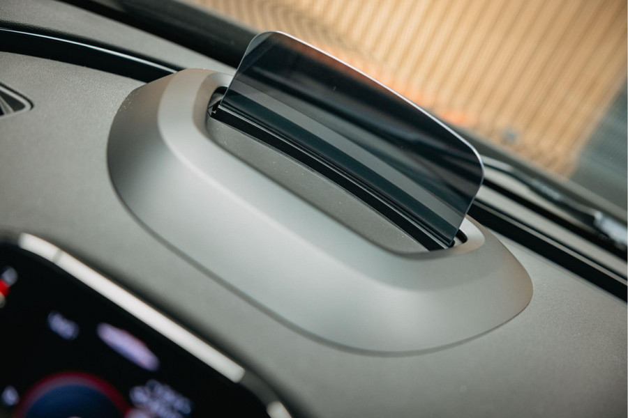 MINI Clubman 2.0 JCW ALL4 John Cooper Works | JCW | Rood dak | Sportstoelen | Stoelverwarming | Head-Up |