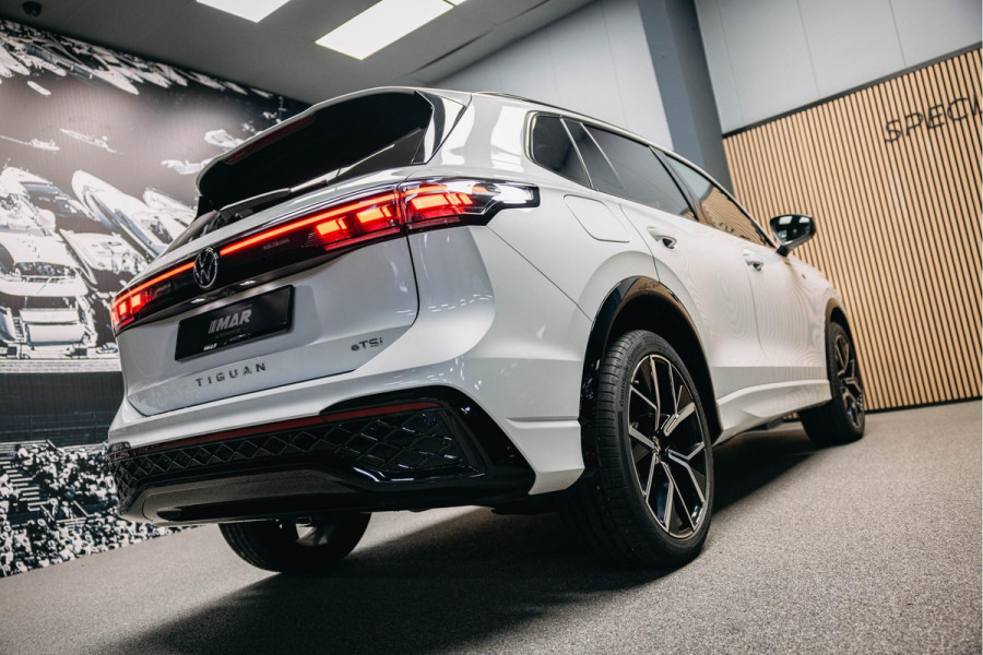 Volkswagen Tiguan 1.5 eTSI R-Line Business | Harman/Kardon | BTW | Pano | Stoelmassage | Trekhaak |