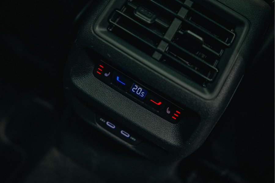 Volkswagen Tiguan 1.5 eTSI R-Line Business | Harman/Kardon | BTW | Pano | Stoelmassage | Trekhaak |