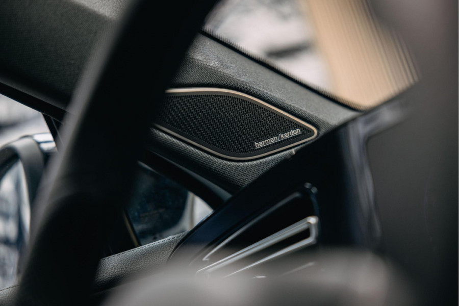 Volkswagen Tiguan 1.5 eTSI R-Line Business | Harman/Kardon | BTW | Pano | Stoelmassage | Trekhaak |