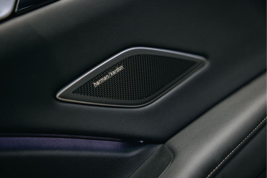 Volkswagen Tiguan 1.5 eTSI R-Line Business | Harman/Kardon | BTW | Pano | Stoelmassage | Trekhaak |