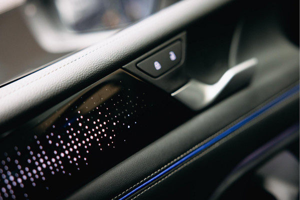 Volkswagen Tiguan 1.5 eTSI R-Line Business | Harman/Kardon | BTW | Pano | Stoelmassage | Trekhaak |