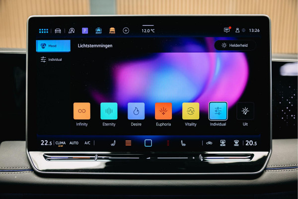 Volkswagen Tiguan 1.5 eTSI R-Line Business | Harman/Kardon | BTW | Pano | Stoelmassage | Trekhaak |