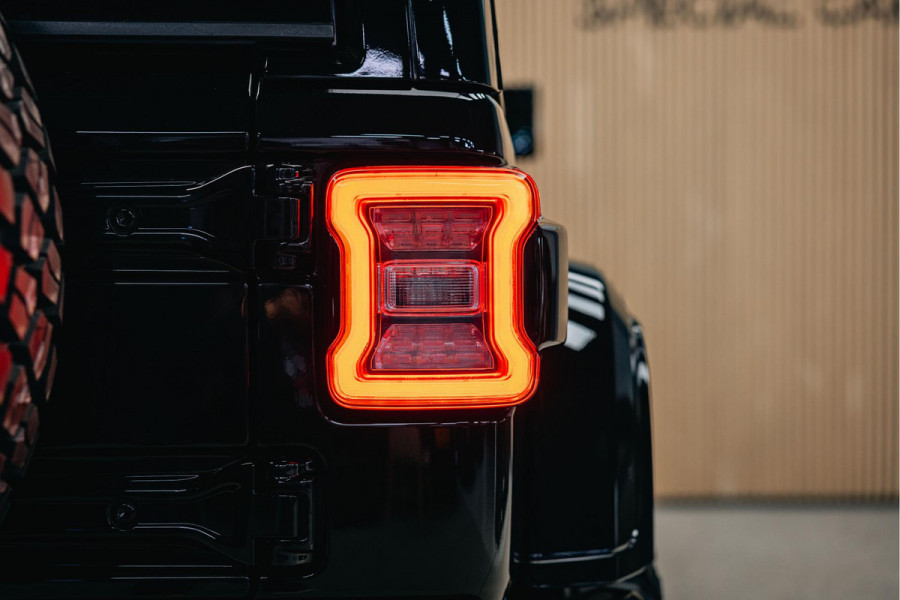 Jeep Wrangler Unlimited 4xe 380 Rubicon Dikke Custom Made Jeep Wrangler, Cabrio top elektrische bedienbaar.