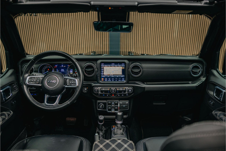 Jeep Wrangler Unlimited 4xe 380 Rubicon Dikke Custom Made Jeep Wrangler, Cabrio top elektrische bedienbaar.
