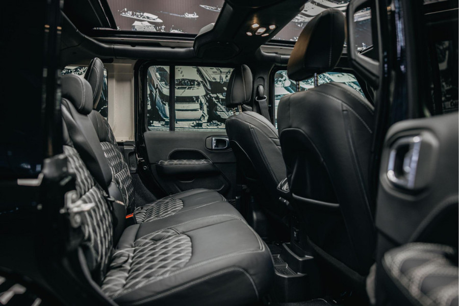 Jeep Wrangler Unlimited 4xe 380 Rubicon Dikke Custom Made Jeep Wrangler, Cabrio top elektrische bedienbaar.