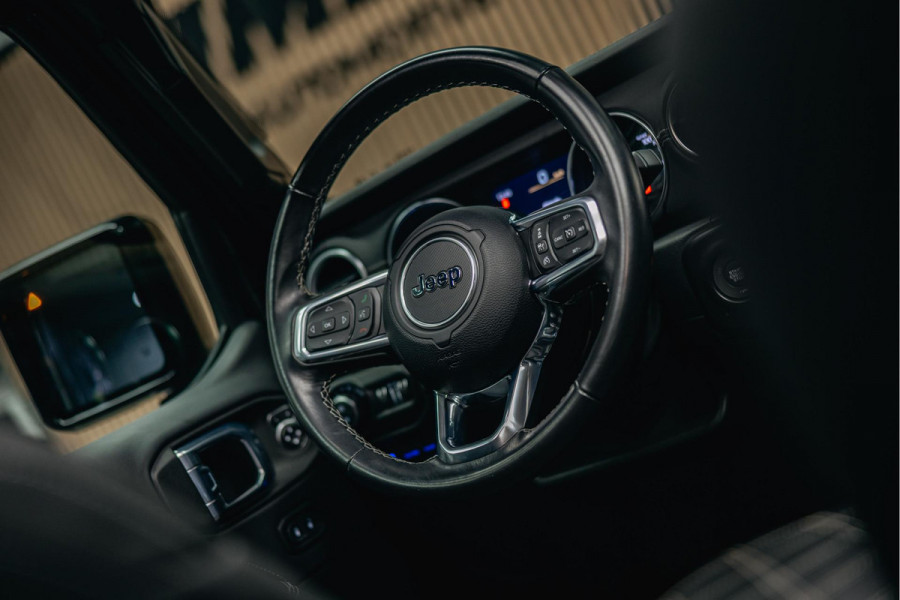 Jeep Wrangler Unlimited 4xe 380 Rubicon Dikke Custom Made Jeep Wrangler, Cabrio top elektrische bedienbaar.