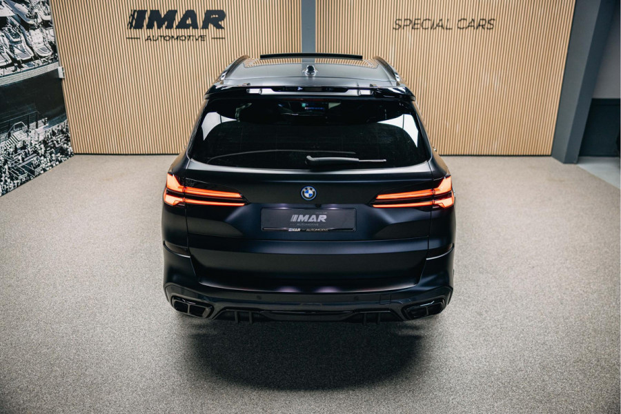 BMW X5 xDrive50e | M uitgevoerd | Trekhaak | Alcantara hemel | Luchtvering | Full PPF in- en exterieur | Skylounge |