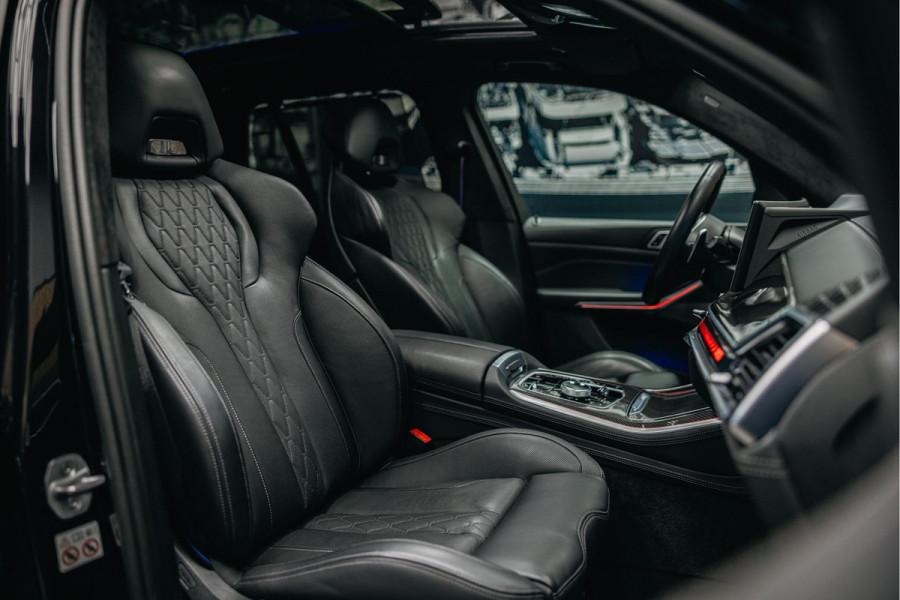 BMW X5 xDrive50e | M uitgevoerd | Trekhaak | Alcantara hemel | Luchtvering | Full PPF in- en exterieur | Skylounge |