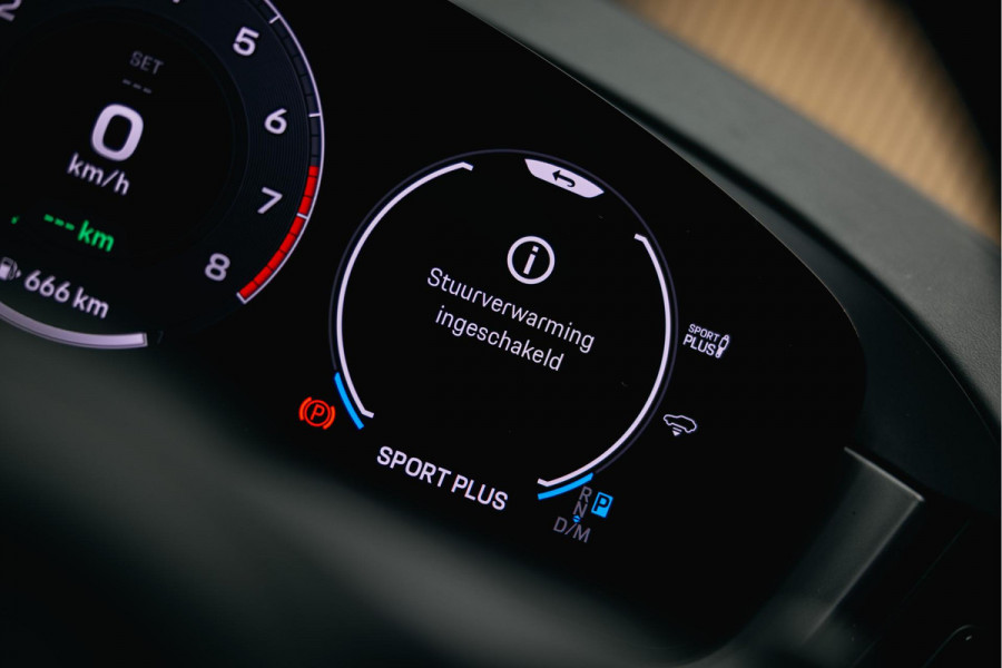 Porsche Cayenne Coupé 3.0 E-Hybrid | Head-up | Bose | Sport Chrono | Stuurverwarming | Stoelverwarming en verkoeling | Trekhaak | Kreide |