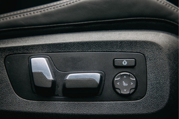 BMW X5 xDrive50e | Volledig M uitgevoerd| Head-up | Verwarmde en verkoelde bekerhouders | Pano |