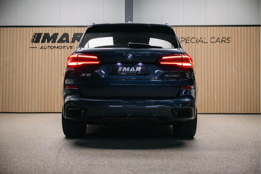 BMW X5 xDrive45e High Executive | M-sport | Luchtvering | Pano | Head-Up | Trekhaak | 360 camera |