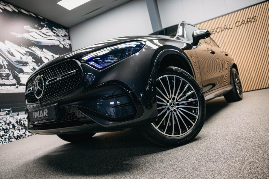 Mercedes-Benz GLC 300e 4MATIC AMG Line | Pano | Stoelverwarming | 360 camera | AMG Look |
