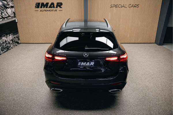Mercedes-Benz GLC 300e 4MATIC AMG Line | Pano | Stoelverwarming | 360 camera | AMG Look |