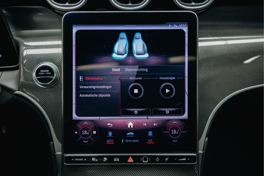 Mercedes-Benz GLC 300e 4MATIC AMG Line | Pano | Stoelverwarming | 360 camera | AMG Look |