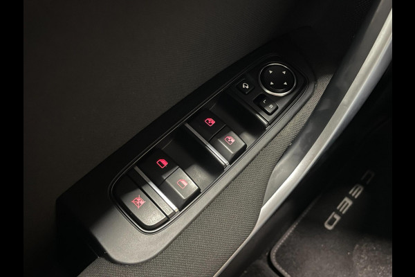 Kia Ceed Sportswagon 1.0 T-GDi DynamicLine|120PK|TREKHAAK|CARPLAY, ANDROID|CAMERA|CRUISE,CLIMA|PDC|1E EIG.|INCL.BTW|NL-AUTO|NAP|