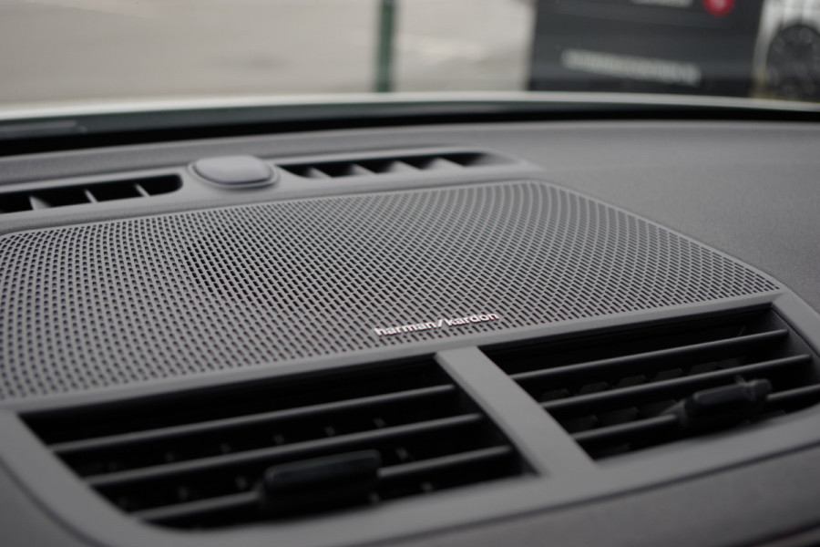 Polestar 2 Long Range Dual Motor 408 PK Launch Edition 78kWh Panoramadak, 89 % SOH Harman/Kardon, Carplay