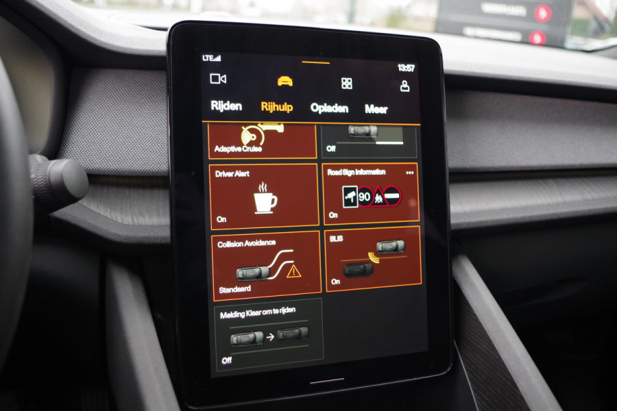 Polestar 2 Long Range Dual Motor 408 PK Launch Edition 78kWh Panoramadak, 89 % SOH Harman/Kardon, Carplay