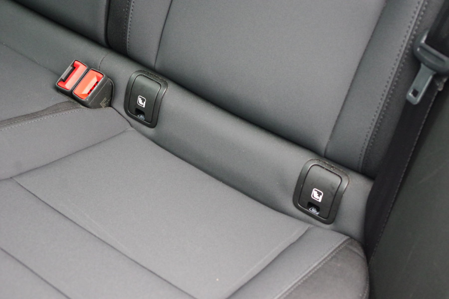 Polestar 2 Long Range Dual Motor 408 PK Launch Edition 78kWh Panoramadak, 89 % SOH Harman/Kardon, Carplay