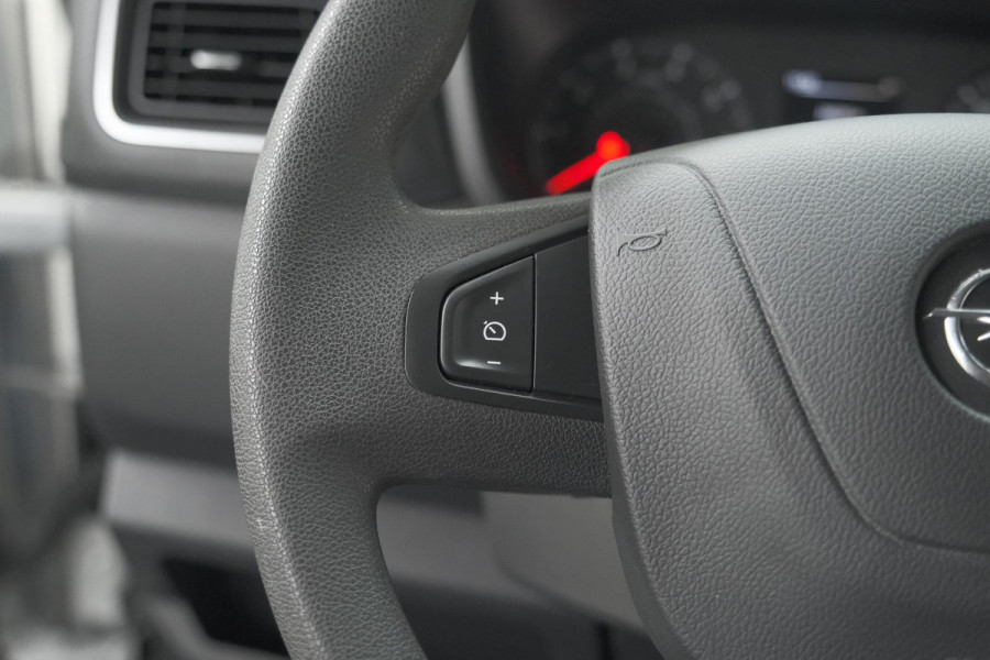 Opel Movano 2.3 Turbo L2H2 DC | Trekhaak | Camera | Navigatie | Climate Control