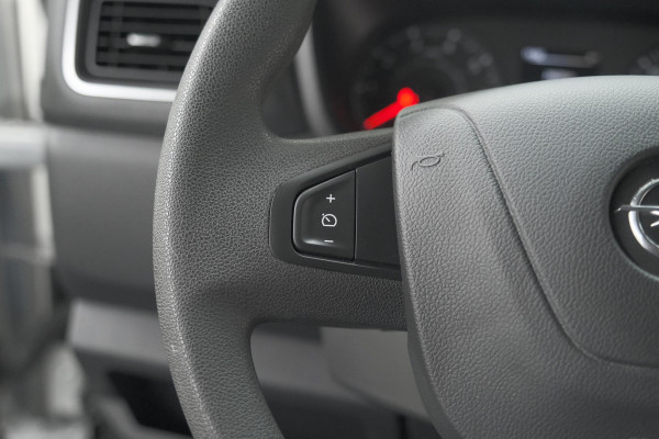 Opel Movano 2.3 Turbo L2H2 DC | Trekhaak | Camera | Navigatie | Climate Control