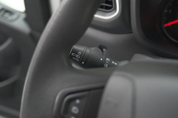 Opel Movano 2.3 Turbo L2H2 DC | Trekhaak | Camera | Navigatie | Climate Control