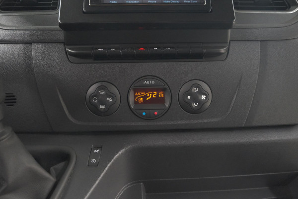 Opel Movano 2.3 Turbo L2H2 DC | Trekhaak | Camera | Navigatie | Climate Control