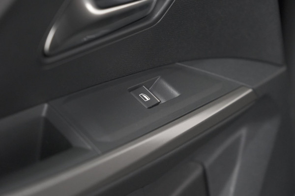 Peugeot 3008 Hybrid 145 e-DCS6 GT | Trekhaak | Elektrische Kofferklep | Adaptieve Cruise Control | Camera