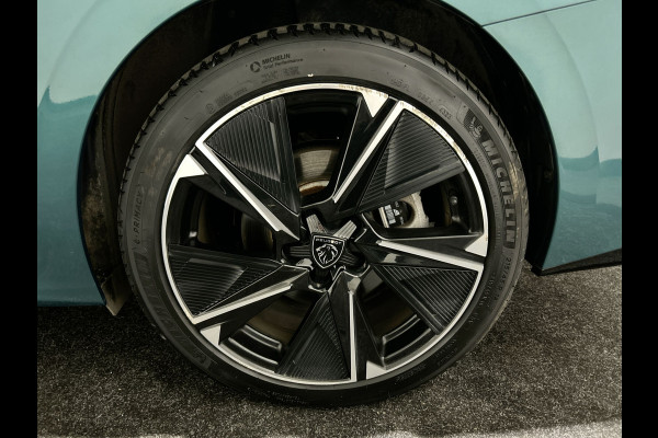 Peugeot e-308 SW GT 54 kWh 156pk Apple Carplay / Android Auto | Camera | alcantara-leer  | trekhaak | navigatie