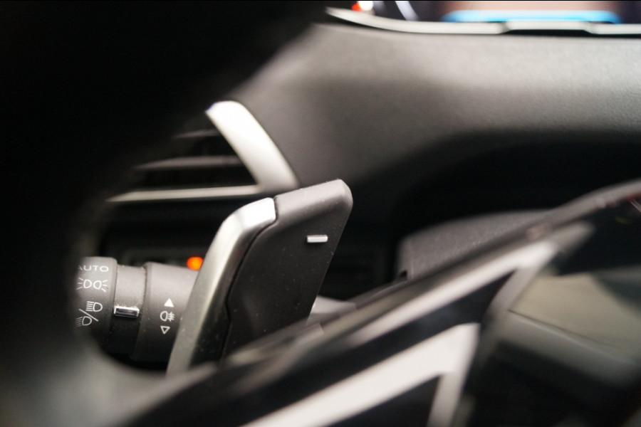 Peugeot 5008 1.2 PureTech 130pk Automaat Allure -7p-NAVI-ECC-PDC-
