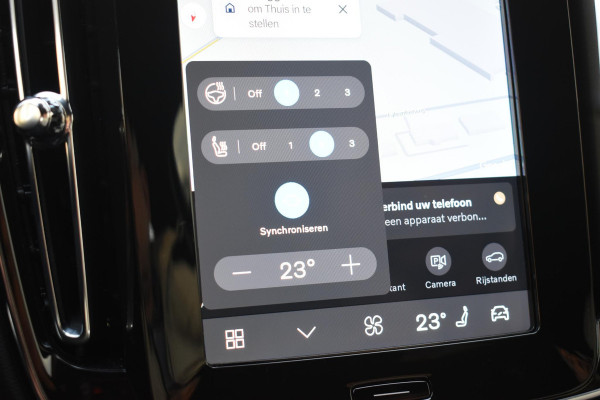 Volvo XC40 B4 211PK Automaat Plus Dark / Navigatie / Adaptive Cruise / Harman Kardon / Stuur- & Stoelverwarming / Elektrische achterklep / Achteruitrijcamera / Trekhaak / Elektrische stoelverst. met geheugen