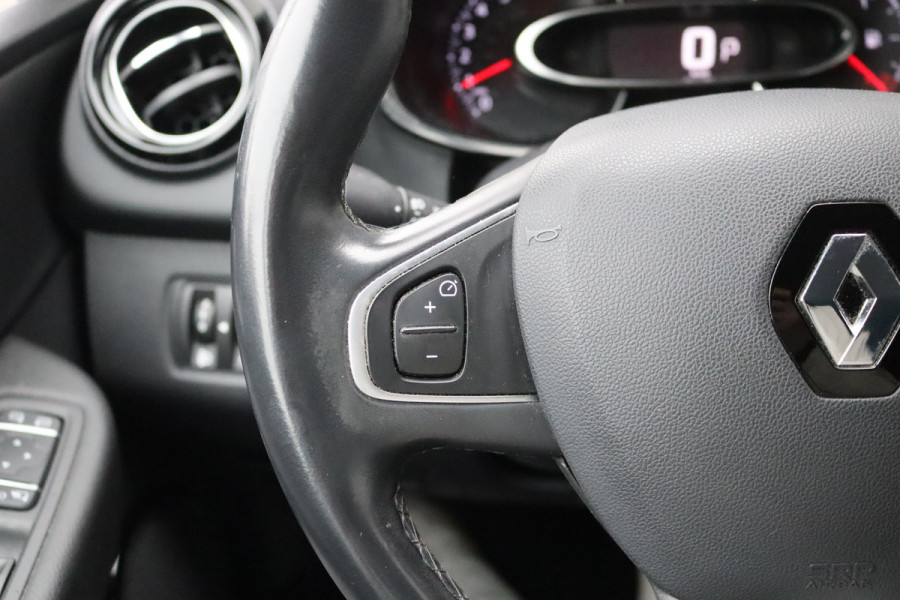 Renault Clio 1.2 TCe 120PK Automaat Intens Navigatie/Camera/Cruise-control/Carplay