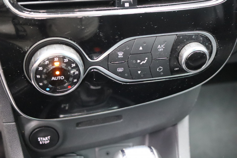Renault Clio 1.2 TCe 120PK Automaat Intens Navigatie/Camera/Cruise-control/Carplay