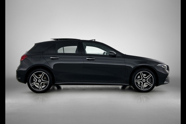 Mercedes-Benz A-Klasse 250 e Business Solution AMG | Nightpakket | Advanced sound system | Dodehoekassistent | Panoramaschuifdak | Smartphone-integratie | MULTIBEAM LED | KEYLESS GO |