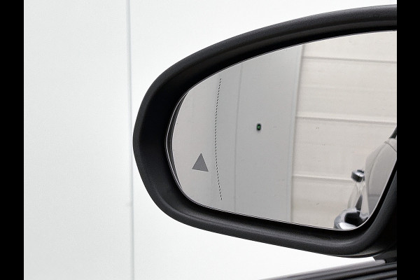 Mercedes-Benz A-Klasse 250 e Business Solution AMG | Nightpakket | Advanced sound system | Dodehoekassistent | Panoramaschuifdak | Smartphone-integratie | MULTIBEAM LED | KEYLESS GO |