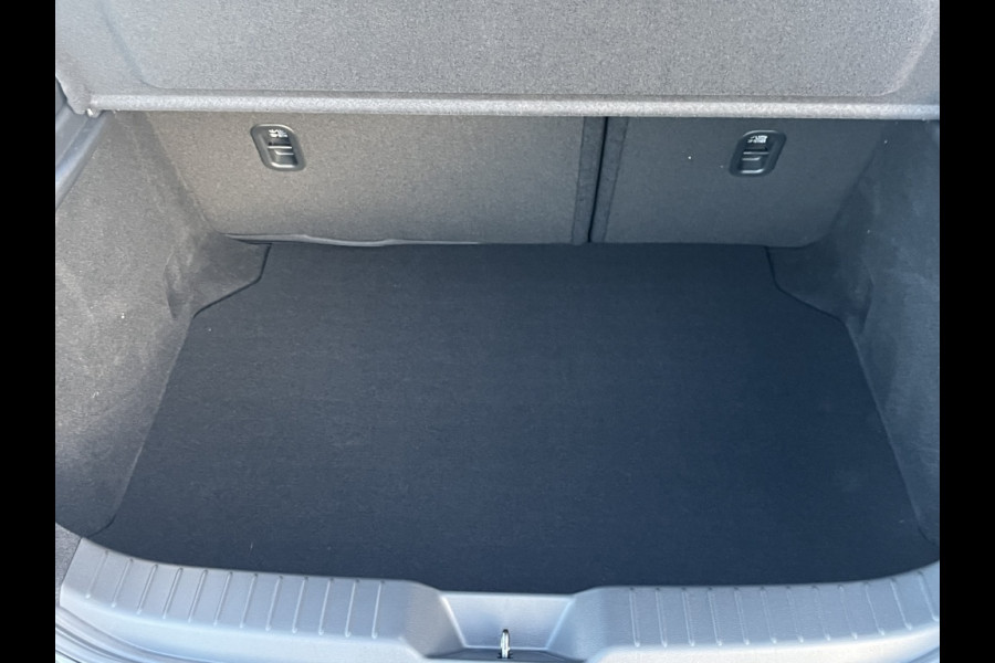 Mazda 3 2.5 140pk handbak, Centre-line + design pack