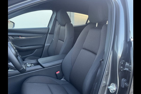 Mazda 3 2.5 140pk handbak, Centre-line + design pack