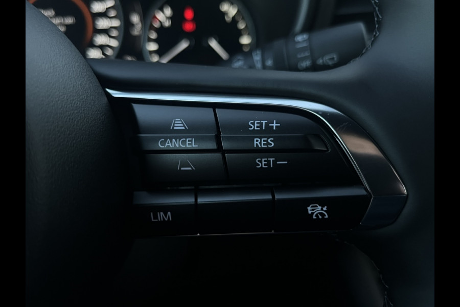 Mazda 3 2.5 140pk handbak, Centre-line + design pack