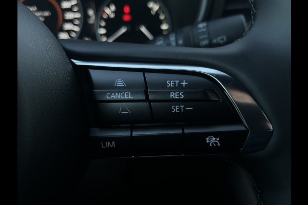 Mazda 3 2.5 140pk handbak, Centre-line + design pack