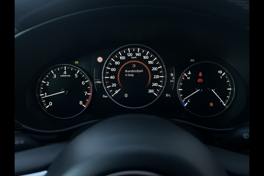 Mazda 3 2.5 140pk handbak, Centre-line + design pack