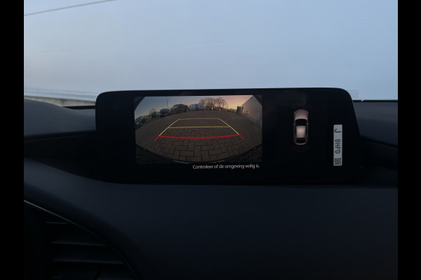 Mazda 3 2.5 140pk handbak, Centre-line + design pack