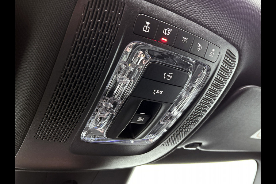 Mercedes-Benz A-Klasse 250 e Business Solution AMG | AMG Line Plus pakket | Smartphone-integratie | Head-up display | Panoramaschuifdak | Augmented Reality navigatie | Multibeam LED | 360°-camera | 19 inch AMG veglen |