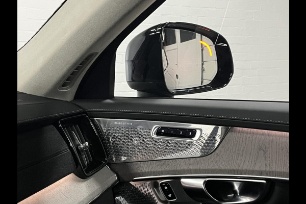 Volvo XC90 2.0 T8 Plug-in hybrid AWD Ultra Dark Luchtvering | Massage | Trekhaak | Bowers & Wilkins | Adapt. Cruise | Stoelventilatie | 22" wielen | 360 camera | Head-up