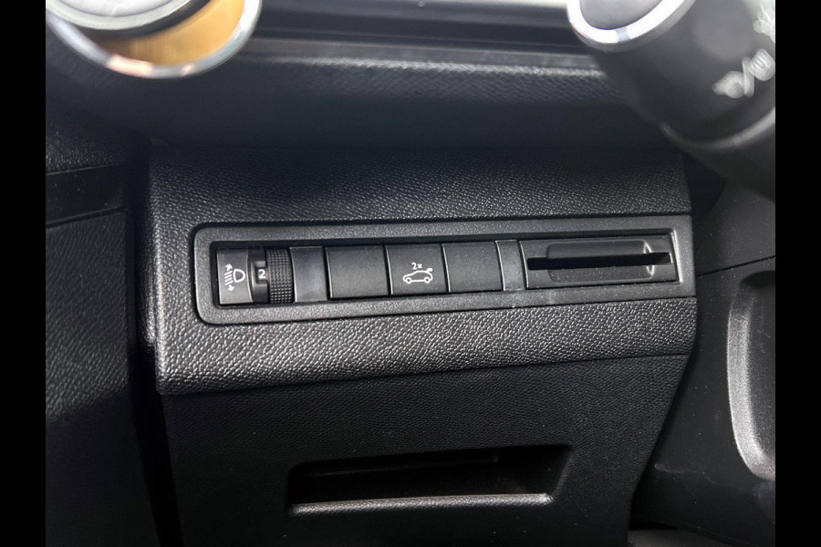 Peugeot 3008 1.2 PureTech Première PANO | TREKHAAK | CARPLAY & NAVI