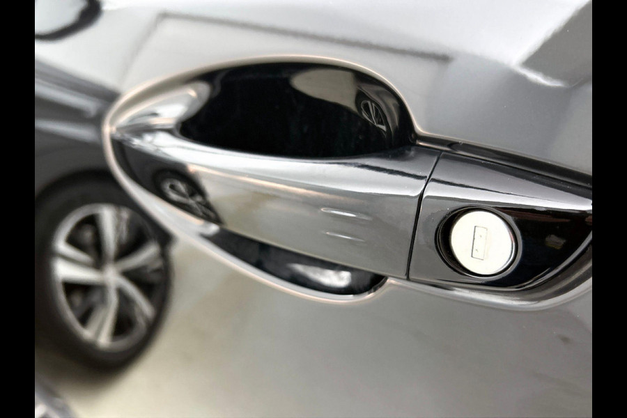 Peugeot 3008 1.2 PureTech Première PANO | TREKHAAK | CARPLAY & NAVI