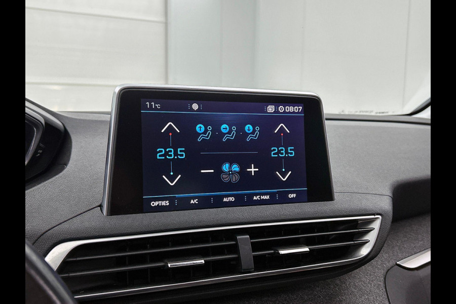 Peugeot 3008 1.2 PureTech Première PANO | TREKHAAK | CARPLAY & NAVI