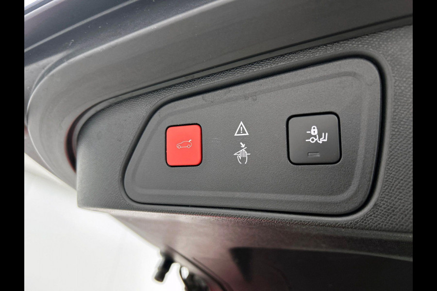 Peugeot 3008 1.2 PureTech Première PANO | TREKHAAK | CARPLAY & NAVI