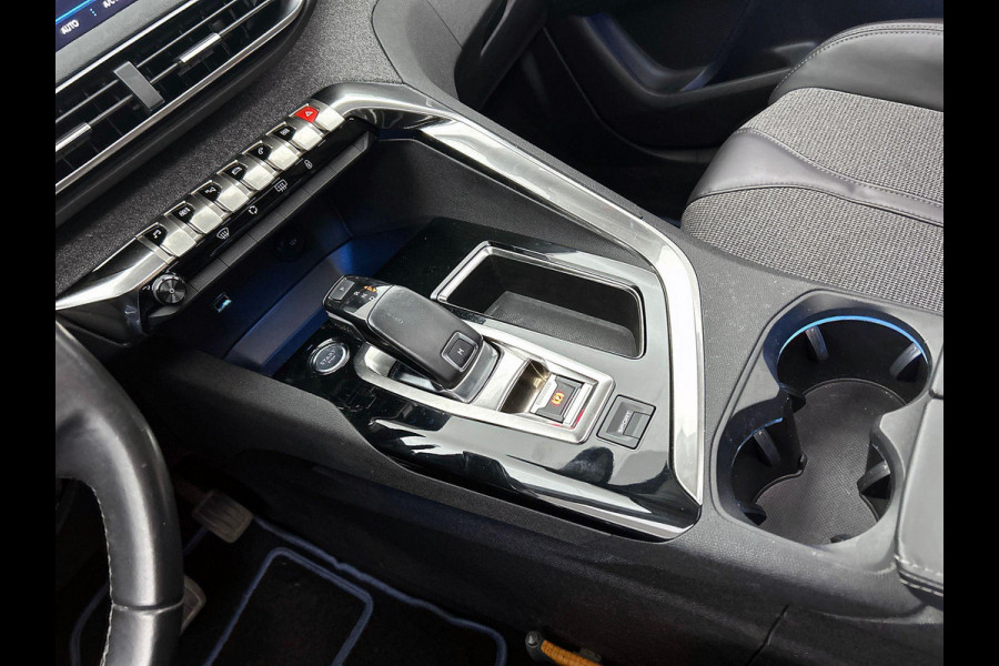 Peugeot 3008 1.2 PureTech Première PANO | TREKHAAK | CARPLAY & NAVI